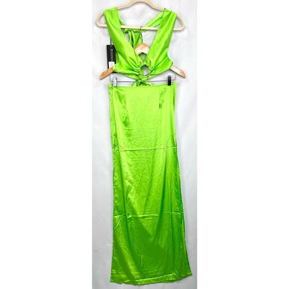 White Fox Got Game 2 Piece Satin Maxi Skirt & Crop Top Set Lime Green XS NWT - Picture 3 of 11